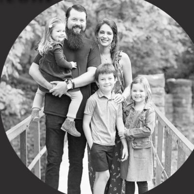 joeeddins's profile picture. President of MPE Entertainment, Owner of J.E. Design, Entrepreneur, & Musician.