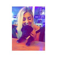 Tia (@tiatayl0r) 's Twitter Profile
