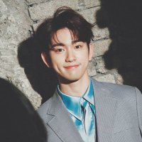 The pink moon π (@jr_pjinyoungi) 's Twitter Profile