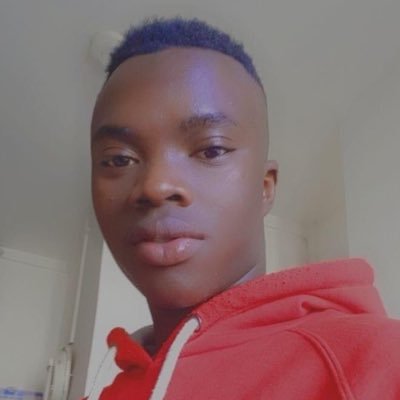 Aboubac54286555's profile picture. Est-ce que t’aimes vraiment la meuf avec qui t’es ou juste par habitude t’oses plus la quitter?