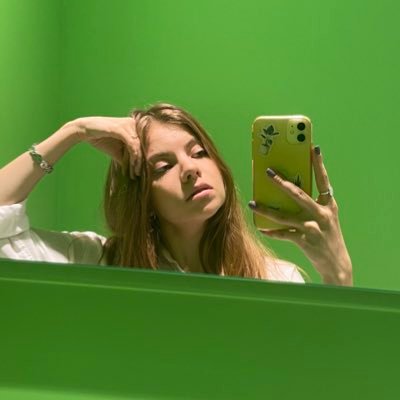 VarekSpirina's profile picture. светлая, нефильтрованная