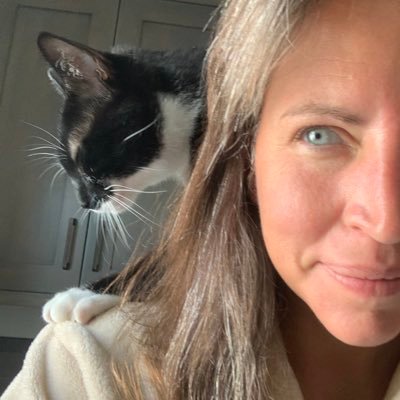 Professor at Barnard College; Studies spatial and mathematical cognition; Mom to two boys; Lover of football and good food