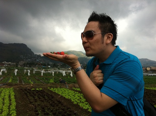 freddiedeguzman's profile picture. A man on a mission, driven by passion for Art and Music.