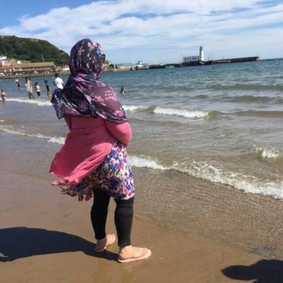 IremKhan1's profile picture. 🇬🇧 ♥️ 🇵🇰