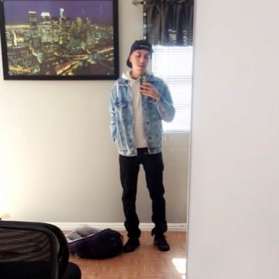 victor_ibarra7's profile picture. CSULA Alumni 🎓