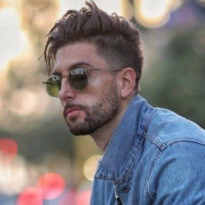 WealthCuck's profile picture. On this money making mission because I'm the new Jeff Beezo with better hair. Panda Express part time. 
My motto? Don't be po' no mo'