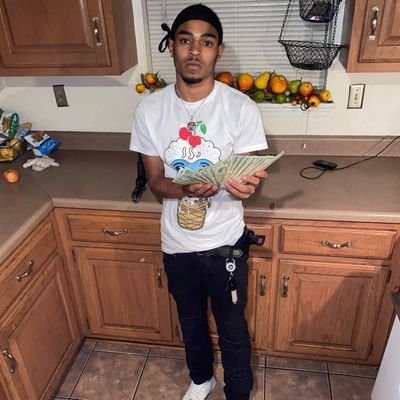 #LLFG🕊🍇 | #LLC🕊🏁
#LongliveBStackz💚💰🕊
        💚||19/19||💚
