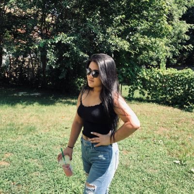 tinaliuuuu's profile picture. 