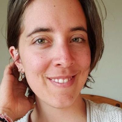 ThinkinInPublic's profile picture. Reading your tweets surrounded by sweets.