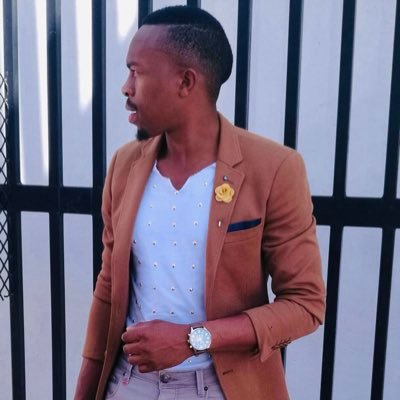 OmarioHappy's profile picture. Destined for greatness/ No1 Khosi fan ⚽️/ Hitmaker but my hits are not known 😭