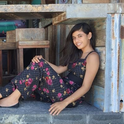 Mellanigooriah's profile picture. You Only Live Once, But if you do it right, Once is Enough メ