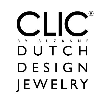 I am a designer of modern jewelry. Combining family life and friends with my passion for creating makes my life complete.