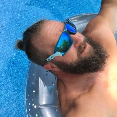 Mike46360944's profile picture. Man livin to keep livin