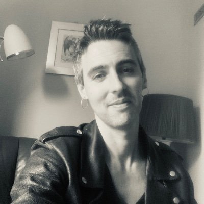 Coop Member Pioneer for Heathfield and Horam , East Sussex
Tears for Fears Super Fan ,
Tottenham Hotspur,
Songwriter/Arranger,
Full Time Geek since 1987,