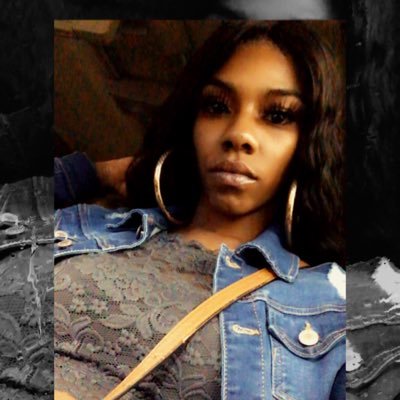 JahquaisaDejes1's profile picture. Up And Coming Nail Tech Self Taught 💅🏽Jah_Jah_nailz on Ig .. Creator Of BoujieeLipz 💋 Mommy Of 2 👩‍👧‍👦