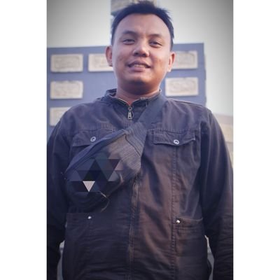 Hidup itu Imajinasi yang nyata. Maka kita memiliki dua pilihan. imajinasikan kenyataan hidup atau kenyataan yang mengimajinasi hidup.
