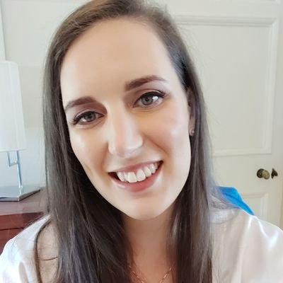 IP Community Pharmer💊, ex-eventer🐎, foodie, rookie gardener & dog lover.