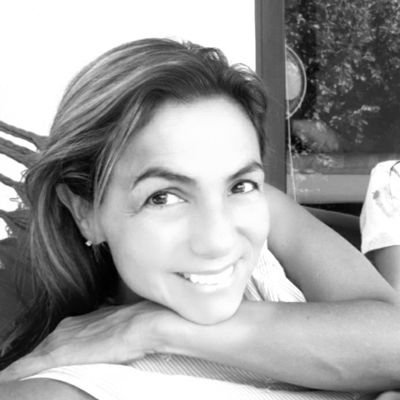 CastanoOlguita's profile picture. 
