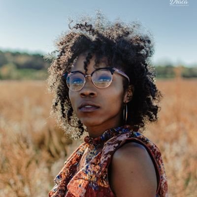 _BeautifulDADA's profile picture. Positive things happen to Positive People 🌱 
ig:@_beautifuldada
#LetGodMature #TeachPeace