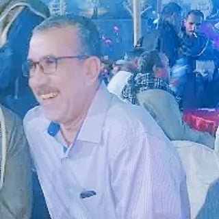 مهما اختفت من حياتك أمور ظننت انها سبب سعادتك،تأكد أن الله صرفها عنك قبل أن تكون سبب فى تعاستك.
قل... الحمد لله