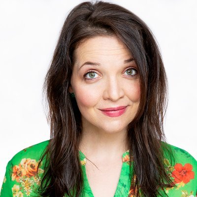 Voice Actor @idiomworldwide⭐ Audio Book Narrator @BeeAudio ⭐ Holistic Health Nerd and ❤️er of books