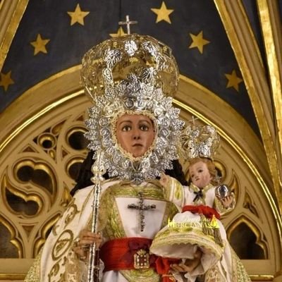 En este perfil trataremos las Devociones de la Región de Murcia, sus tradiciones y Semana Santa. Instagram: @devociones_murcianas
Face: Devociones Murcianas.