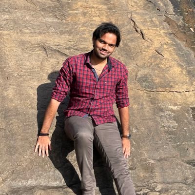 ues47123162's profile picture. 