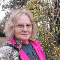 Brenda Randolph - @BrendaR04233562 Twitter Profile Photo