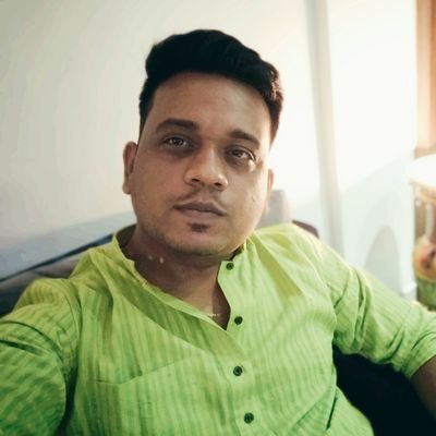 Geek, software developer, storyteller, swimmer,auto enthusiast,loves poetry, badminton is life, Pasta is love, part-time cook 😉