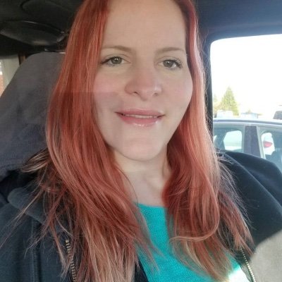 Working on my Masters of Elem education, animal lover, volunteer at HSWC, avid reader, love The Walking Dead, SVU and Revenge!
