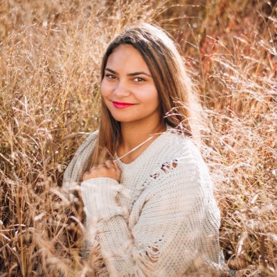 CourtneyHood_15's profile picture. 