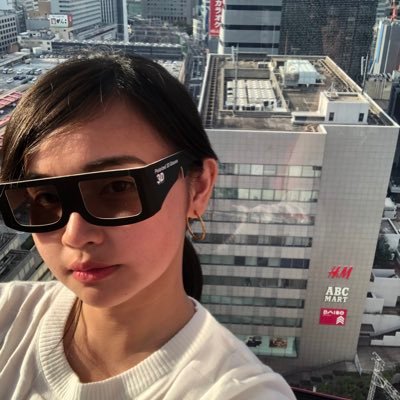 kpop related account here travel related follow me in IG @pinkyjoycruz
