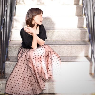 saya_aromalea's profile picture. 女性限定パーソナルケアサロン #aromalea #アロマレア 足で全身踏み解す #足踏みトリートメント #かっさ #カッピング が口コミだけ♡リピート率100% #マインド #身体 #お顔 も美しく健康に！ #小顔美心術 #セルフ骨格矯正師 #美人小顔矯正 詳しくはプロフのリンクから♡#フォローミー
