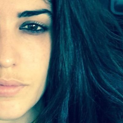 Mujer. Madre. Servidora pública. Criminóloga. Analista. 📚 “El saber, como el arte, no tiene sentido si no se comparte”