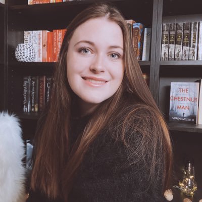 Moon_of_Pages's profile picture. 👩🏻‍🎓 Psychology student Thrillers ⭐️2021: 59/80 📖