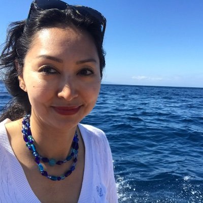 aline123sasaki's profile picture. Sarcastic by nature, nature lover by choice. Foodie. Travel addict. Making my own money, always. Here for the laughs and the views.