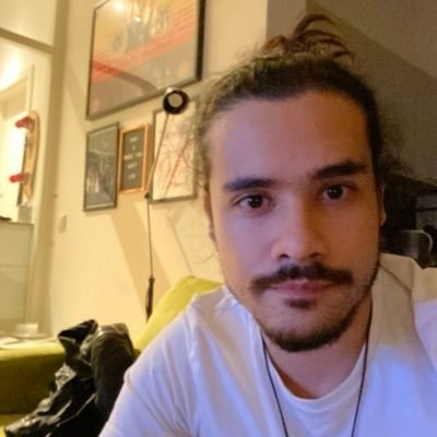 brunoshow_dev's profile picture. Passionate iOS developer 💻 Tech lead working in 🇩🇪 Berlin