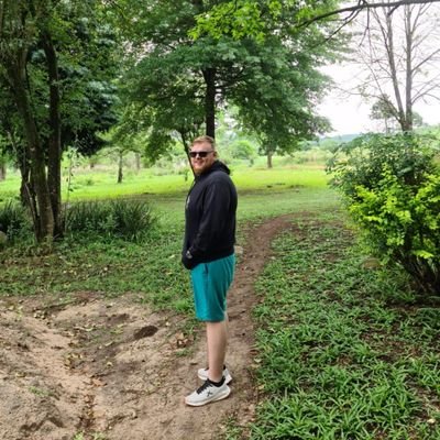 Sakkie97's profile picture. Been alive since 97
Trying to watch more sunset than Netflix🌄
Hustle until your haters ask if you’re hiring 👨‍🎓