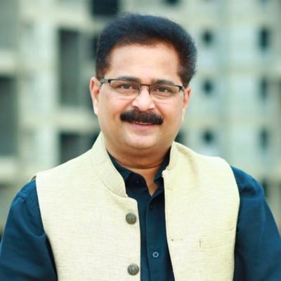 Secretary-Shivsena, Chairman(status-minister of state)Shree Siddhivinayak Trust. अध्यक्ष ( राज्यमंत्री दर्जा )श्री सिद्धिविनायक गणपती मंदिर न्यास, मुंबई