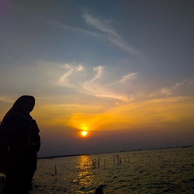 لَا حَوْلَ وَلَا قُوَّةَ إِلَّا بِاللهِ العَلِيِّ العَظِيْمِ