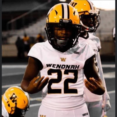 jpicket36299958's profile picture. I’m 5’5 l54lbs play football and baseball at Wenonah