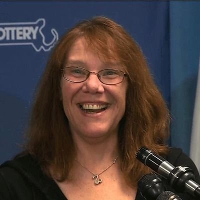 I'M MAVIS WANCZSKY THE POWERBALL LOTTERY WINNER OF $758 MILLIONS,I'M HERE TO HELP PEOPLE IN NEED OF HELP MOST ESPECIALLY DISABLE PEOPLE AND EMPLOYMENT PEOPLE'S