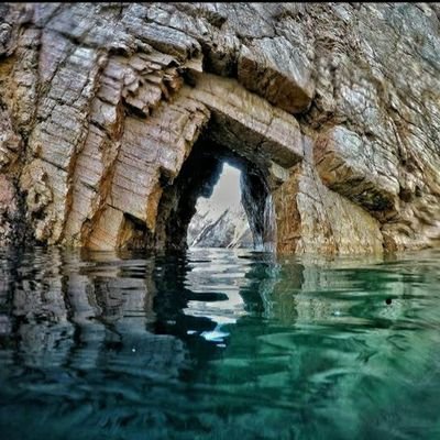 guisqui_'s profile picture. Alguna vez has tenido un achaque de locura y has roto todos los moldes para hacer algo nuevo e inesperado? voila!