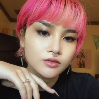 Slc based visual artist | they/them | blm acab | commission me pls 🥺https://t.co/CAQxsdyKzy