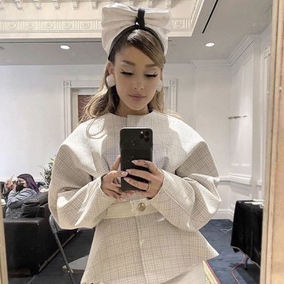 briluvsariana's profile picture. have a good day ๐โจ- fp for ariana grande