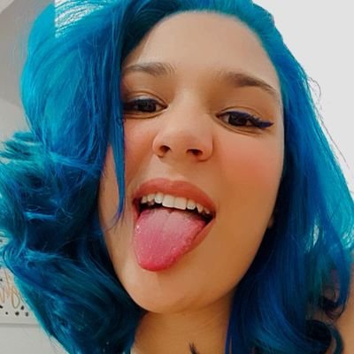 batatinha quando nasce se esparrama pelo chão ou espalha a rama pelo chão?