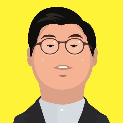 mr_moo555's profile picture. メガネのフロントエンドHTML＆CSSデベロッパー@鹿児島市。妻とLOVOT（そらね）とWebサイト制作の日々です。スパイスカレー・地ビール・ハイカカオなチョコレートが大好き。HTML＆CSSポケットリファレンス改訂3版（技術評論社）絶賛発売中！案件のご相談はDMまで🙆‍♂️