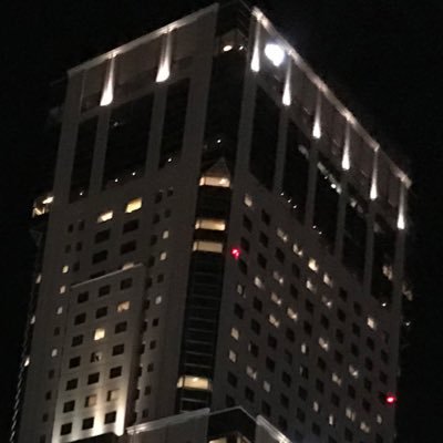 大学1年生/フォロバは言ってもらえればします/目標:TOEIC750・TOEFL85/今はどちらかと言うとTOEICに追われている人です