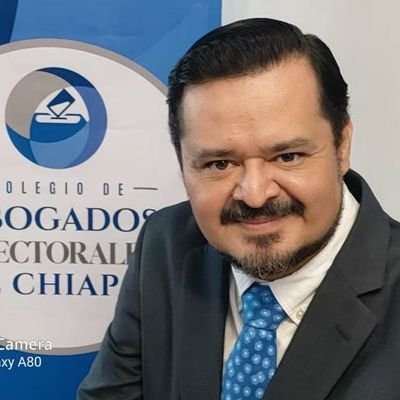 CarlosGmoChavez's profile picture. Secretario del Colegio de Abogados Electorales de Chiapas.
Tengo una familia maravillosa compuesta por mi esposa y mis dos hijas. OPINIONES A TÍTULO PERSONAL