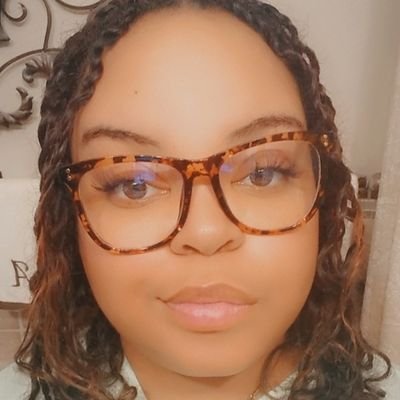 Mommy 👩👧👧& Survivor 💜
I embrace my pain and burn it as fuel for my journey! 🧘🏽♀️